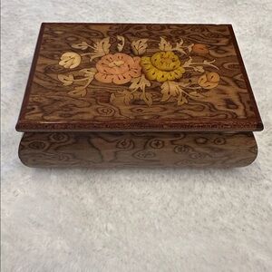 Vintage Sorrento(Italy) music box